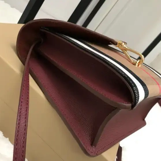 Official First Bag Ru Bag Burberry Crossbody 0505